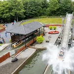 Luxusní stan Estate Glamping Village *